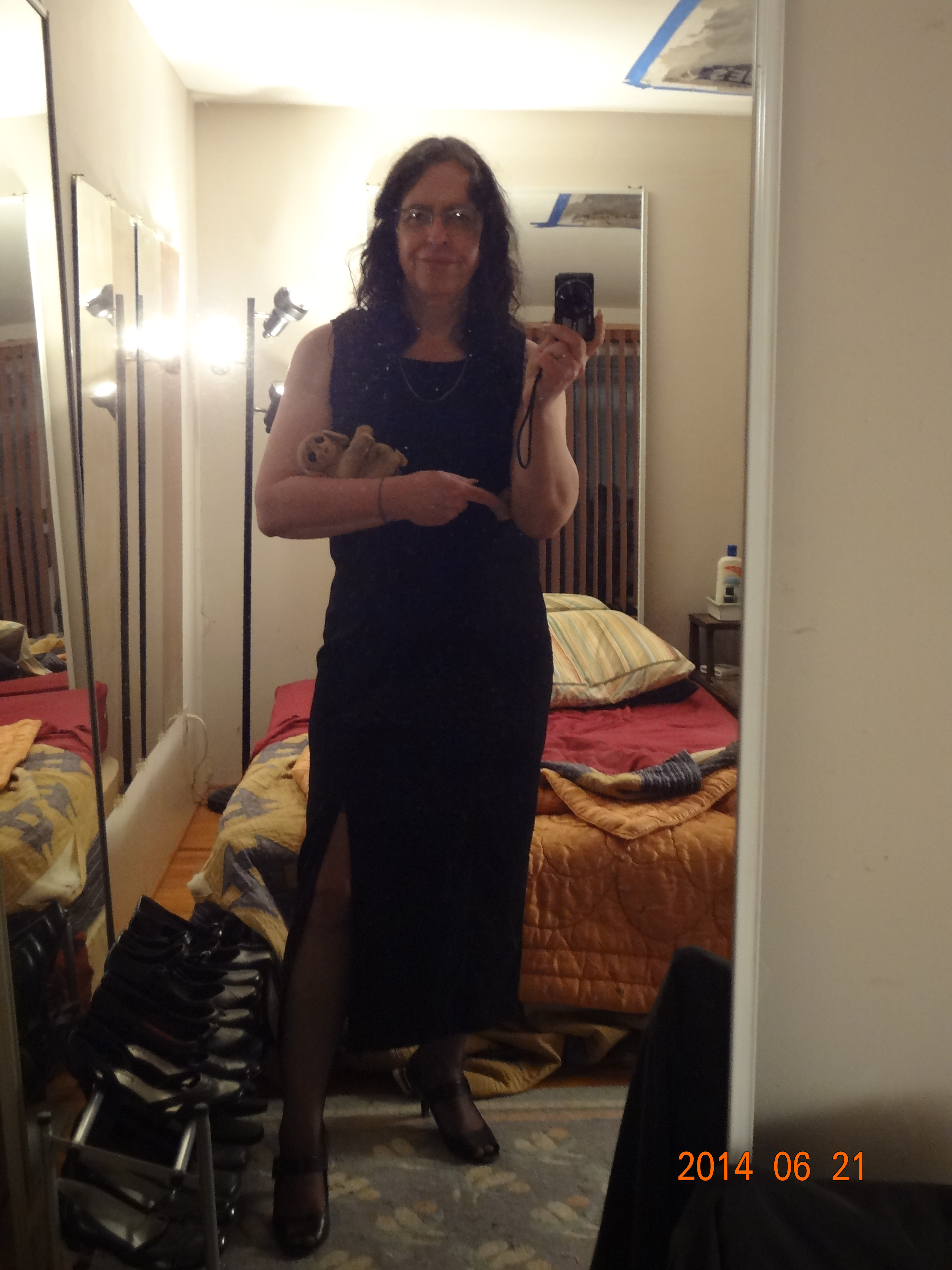 ./DSC01081 - BARB with Susan's Monkey.JPG